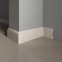 Плинтус Decor Dizayn 701-77 100*16*2400 мм