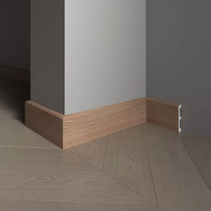 Плинтус Decor Dizayn 706-90SH 80*13*2400 мм