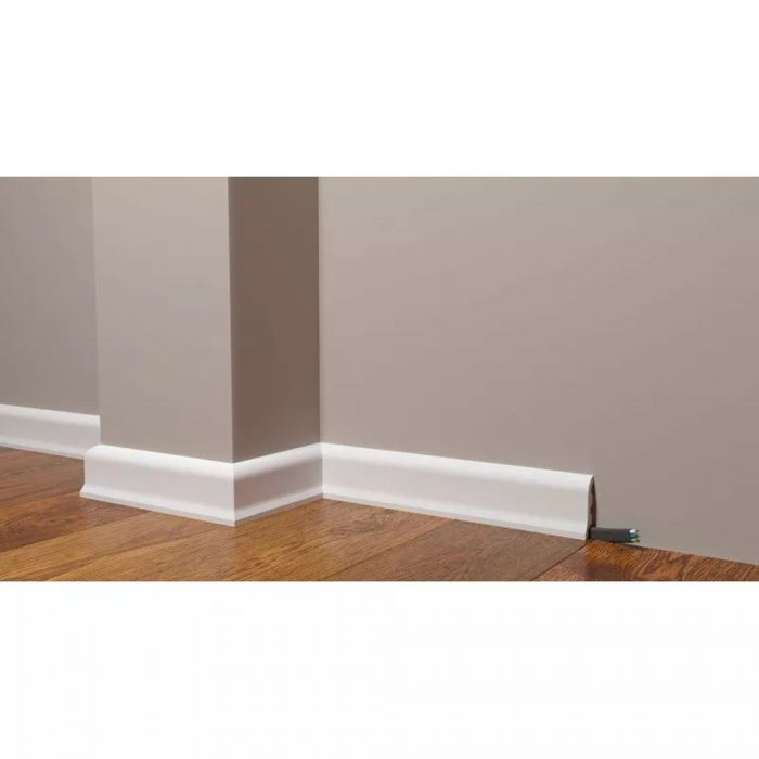 Плинтус Decor Dizayn DD18 54*16*2000 мм