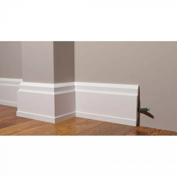 Плинтус Decor Dizayn DD702 150*22*2000 мм