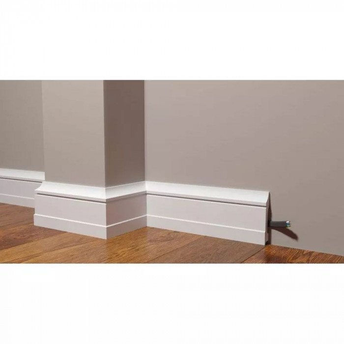 Плинтус Decor Dizayn DD711 100*19*2000 мм